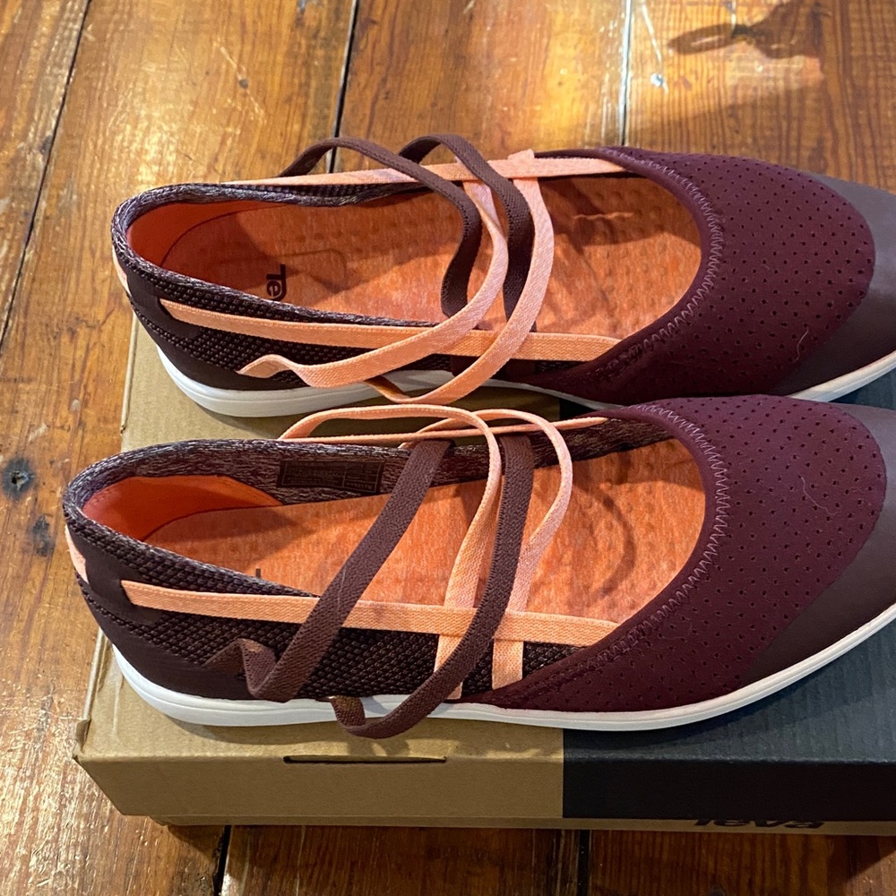 Teva wide hydro-life slip on shoes